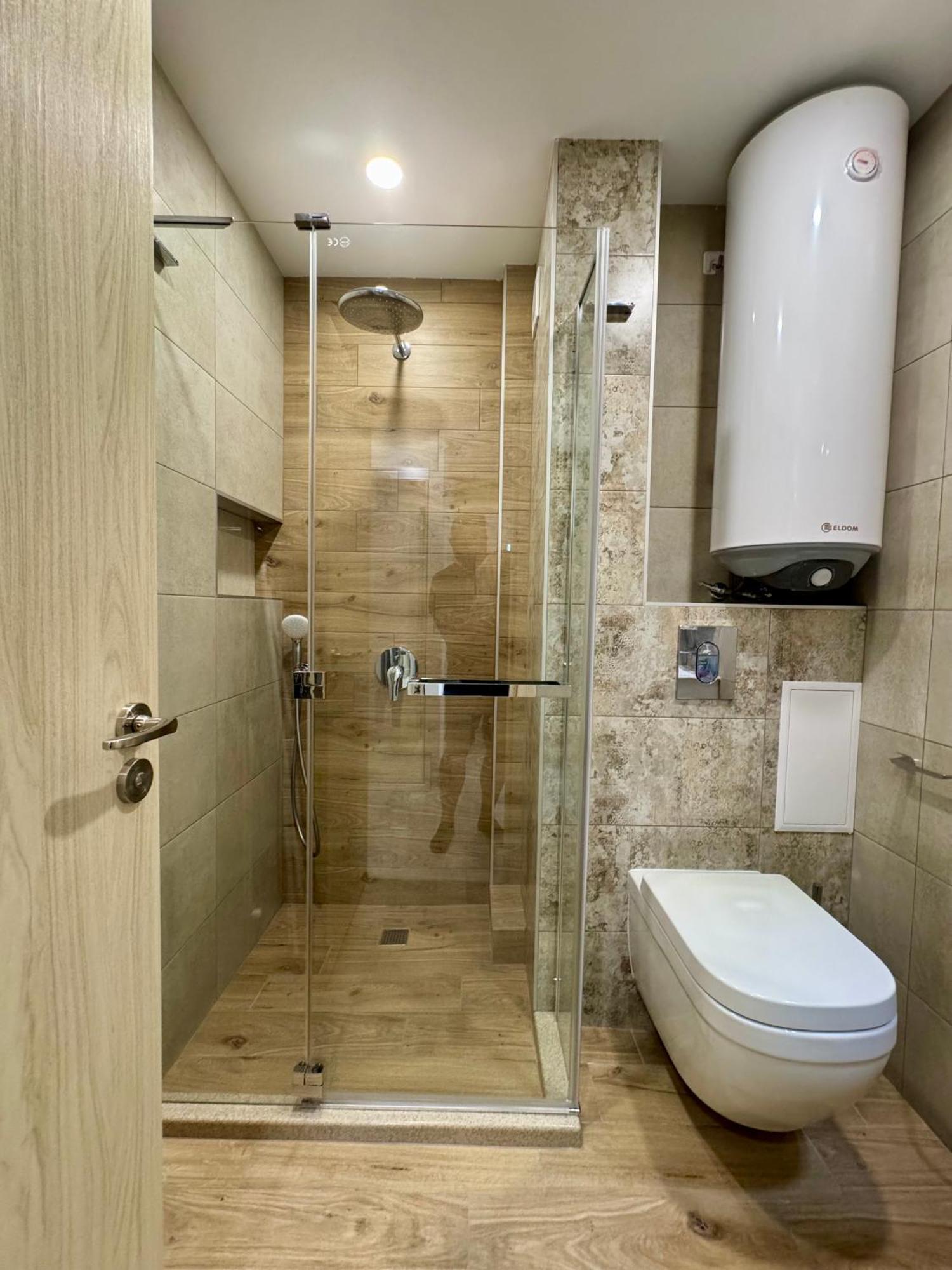 Parkview Luxury In City Center 8 Велико Търново Екстериор снимка