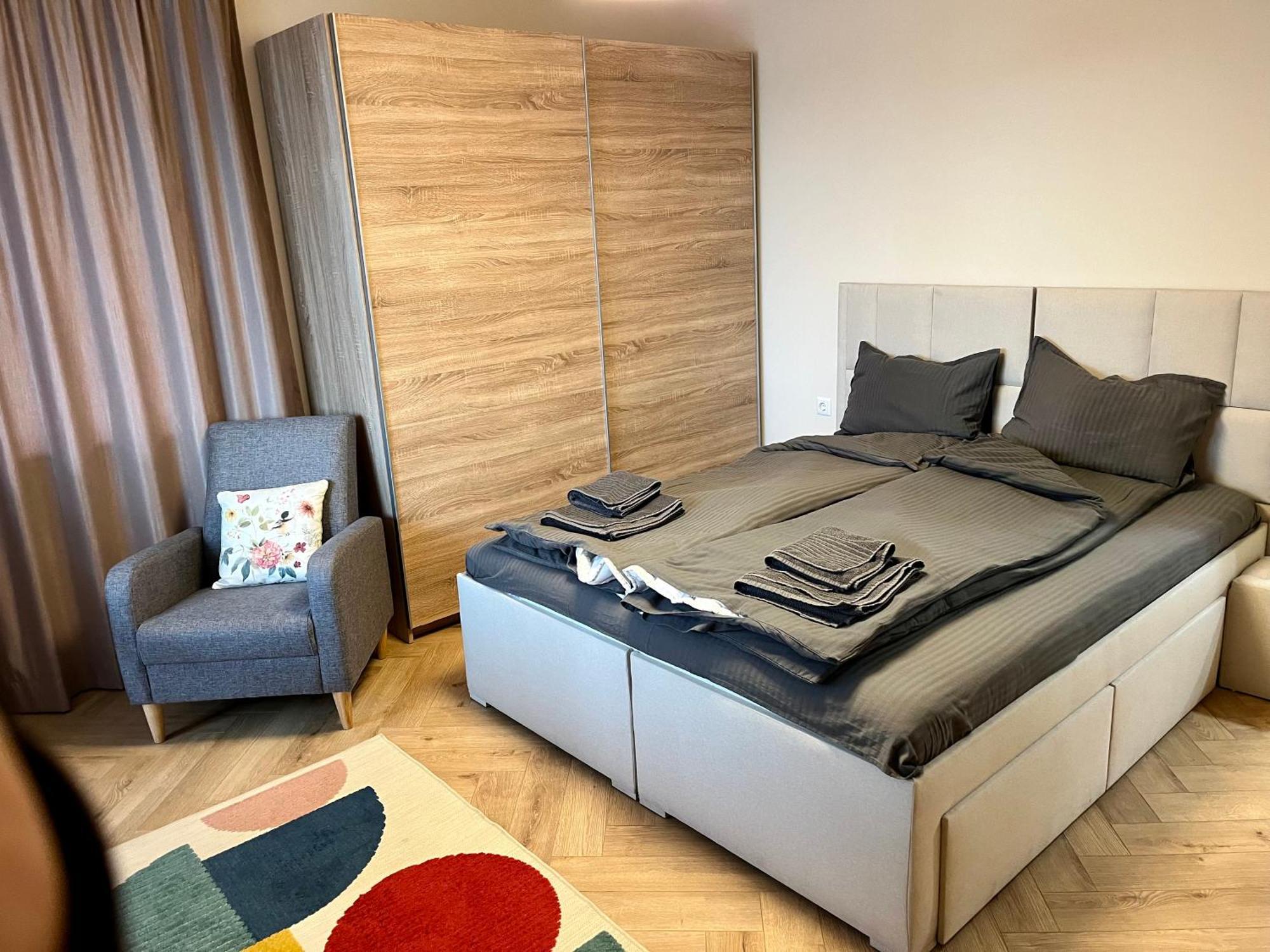 Parkview Luxury In City Center 8 Велико Търново Екстериор снимка
